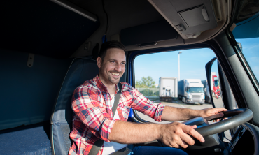 netcar autóiskola győr kamionvezetői tanfolyam