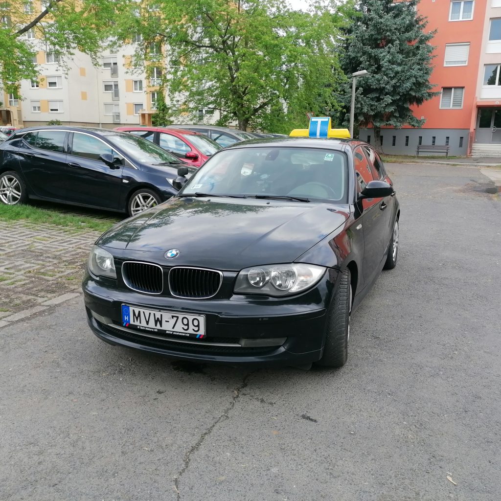 oktató netcar Autóiskola Mosonmagyaróvár