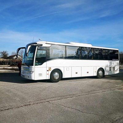 NeTcar Autósiskola Tatabánya oktató
